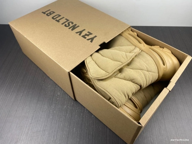 GX0054 Boot Adidas Yeezy Khaki NSLTD 0821